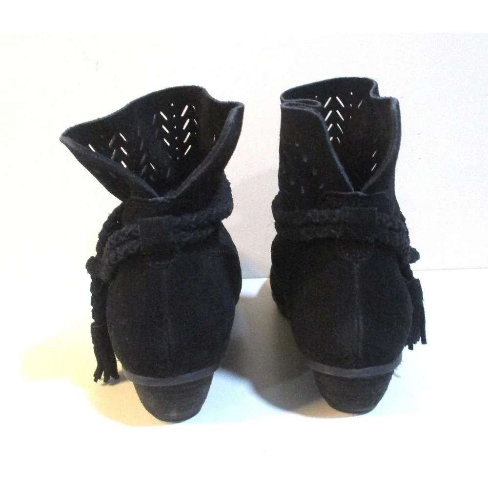 Abeo BIOsystem Black Suede Perforated Ankle Boots Braided Tassel Low Heel 6